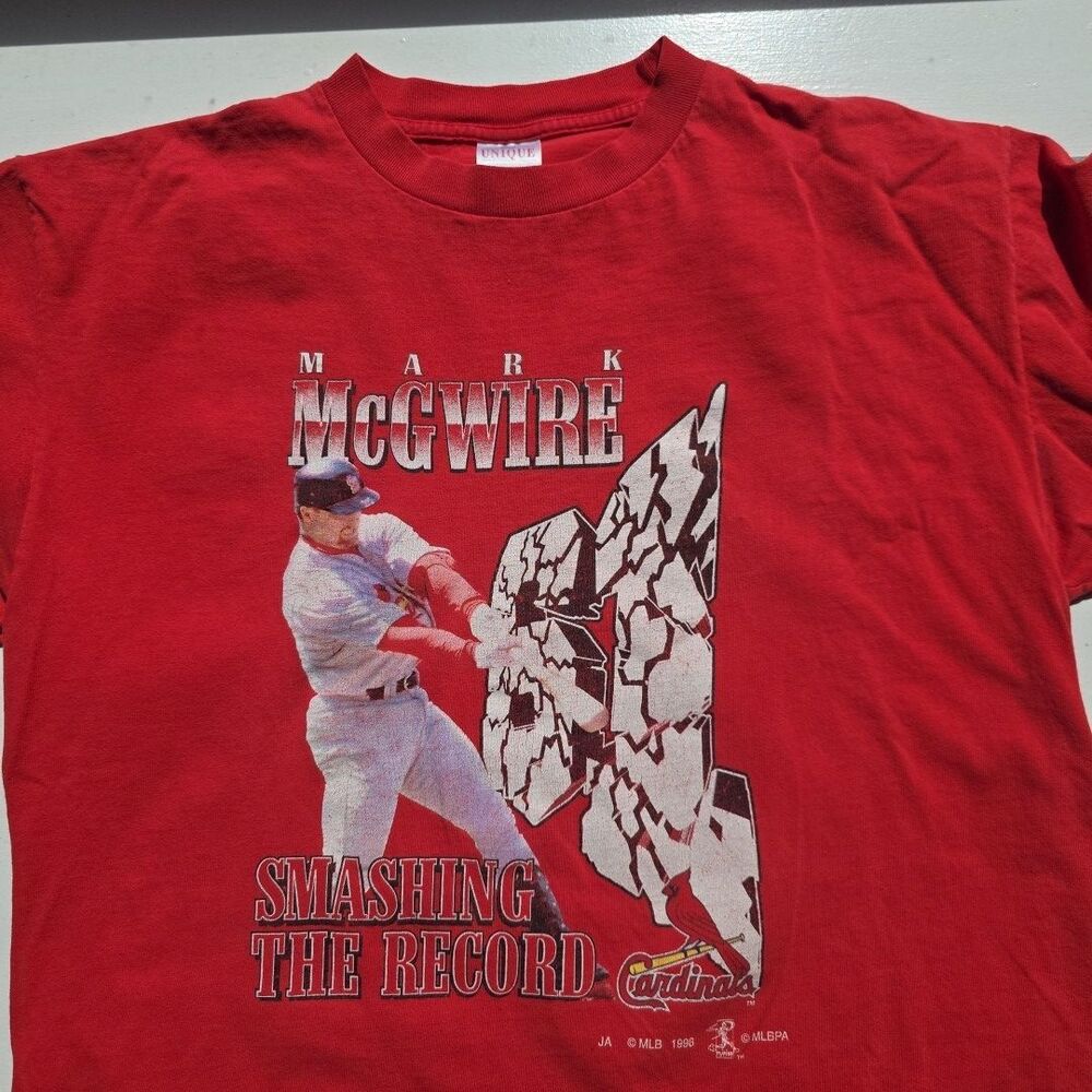 Mark McGwire #61 “Smashing The Record” 1998 Red Shirt XL Cardinals Baseball